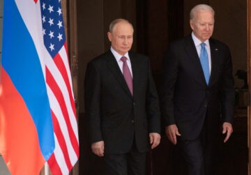 Putin: Biden më propozoi shtyrjen e anëtarësimit të Ukrainës në NATO deri në 15 vite